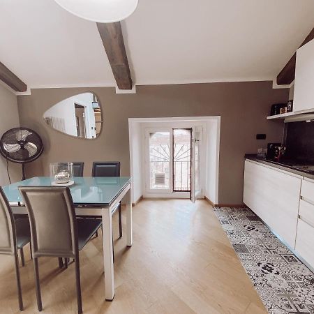 Historic Center Charming Apartment Free Wi-Fi 萨维利亚诺 外观 照片
