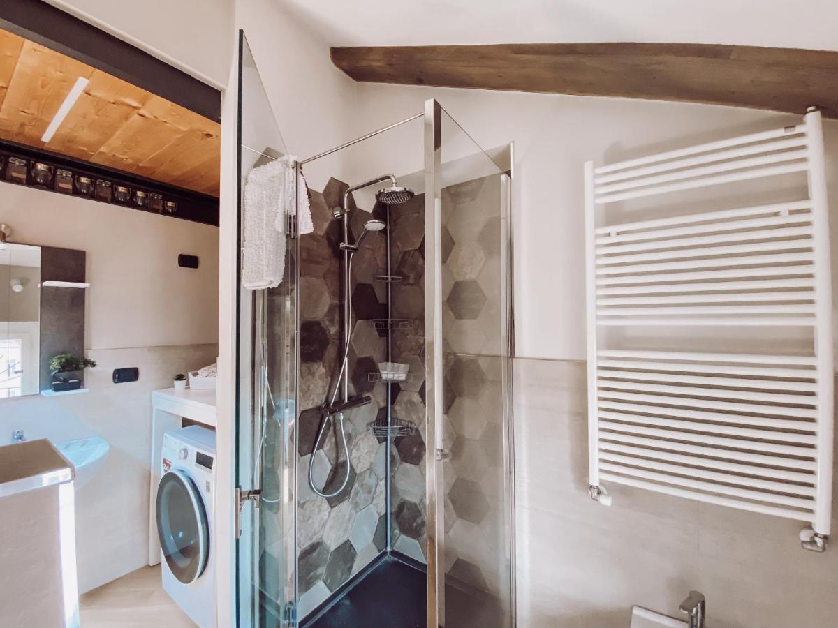 Historic Center Charming Apartment Free Wi-Fi 萨维利亚诺 外观 照片