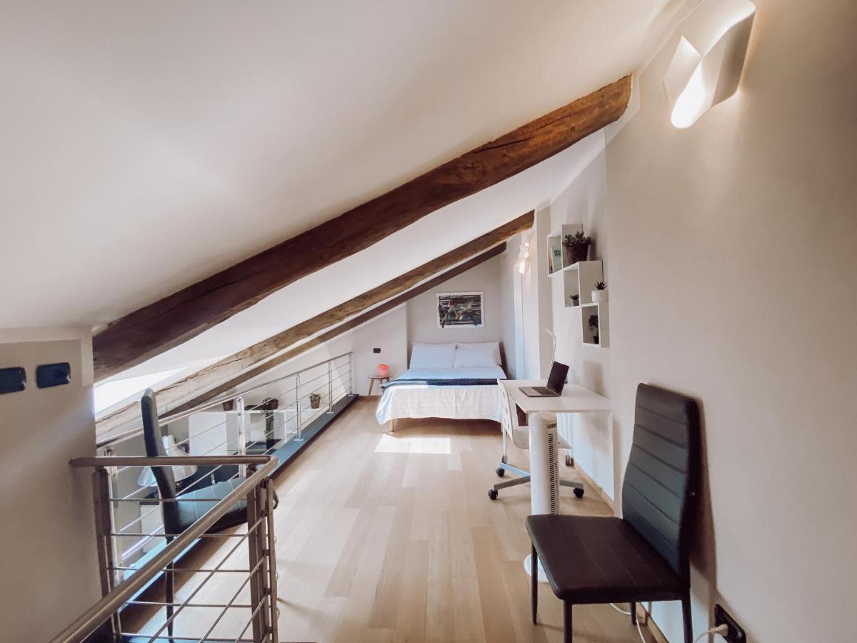 Historic Center Charming Apartment Free Wi-Fi 萨维利亚诺 外观 照片